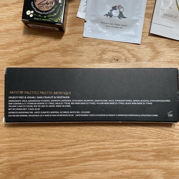 Lot of assorted cosmetics - Jentrey Kelley, Laritzy, Zuii, booda butter - Picture 3 of 9